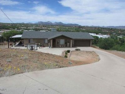 922 CALLE MATEOS --
