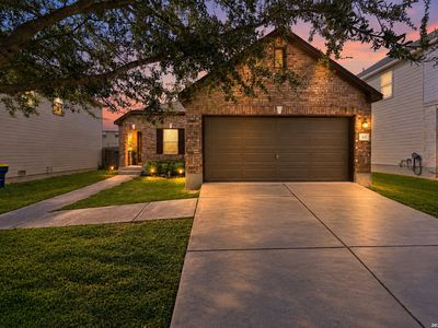 112 HINGE CHASE