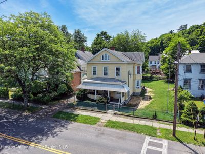 111 Wurts Street