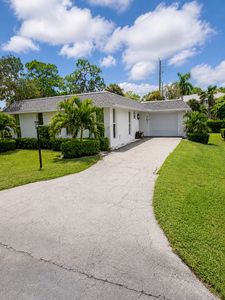 365 Carnaby Ct