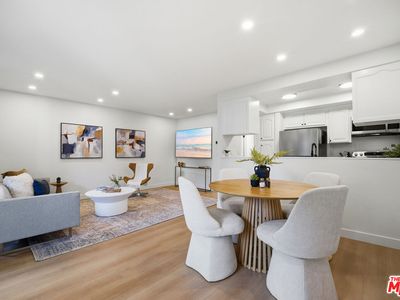7312 Corbin Ave Unit J