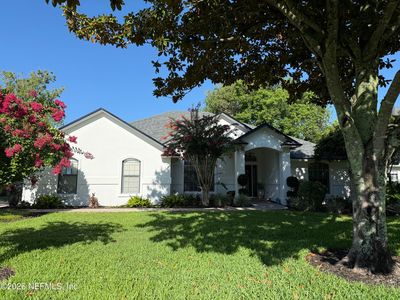 525 SUNSET Drive