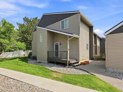 23011 E Colt Ln