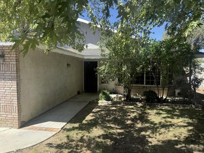 22751 Lake Dr