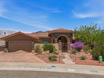 6163 Franklin Dove Ave