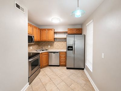 555 N Dupont Ave APT A12