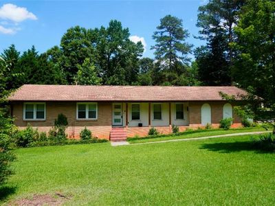 Property at 6436 Alpine Rd, Rex, GA