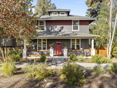 1249 NW John Fremont St