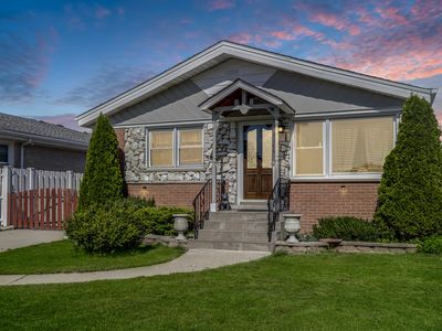 5109 N Oneida Ave