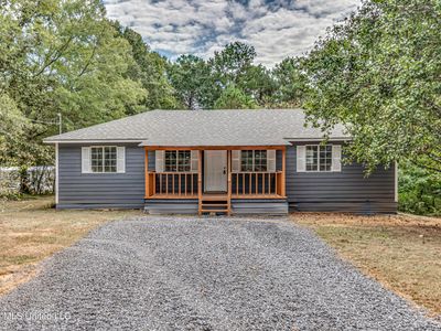 122 Hull Dr