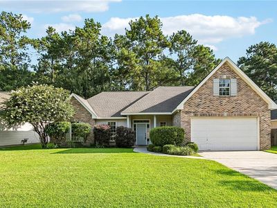 236 N Highland Oaks Dr