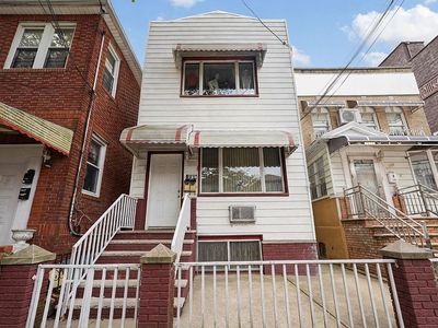 2122 W 9th St