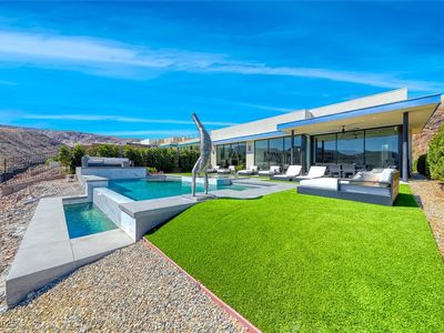 672 Blackrock Rim Dr