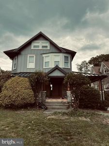 123 Bryn Mawr Ave