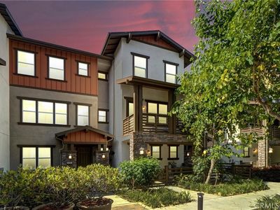 17035 Independence Way