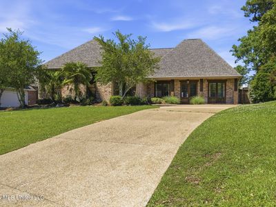 1408 Windrose Dr