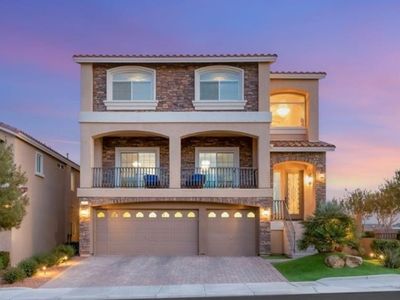 6595 Creekside Cellars Ct