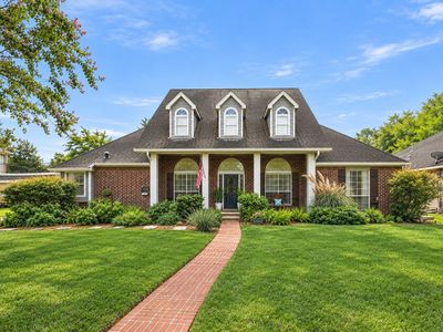 2519 E Pebble Beach Dr