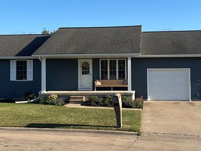 1306 Castle Dr