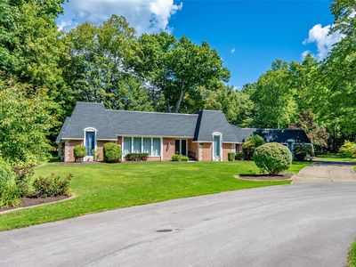 3707 Guilford Dr