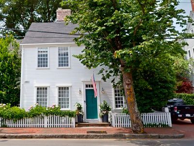 3 Pleasant St