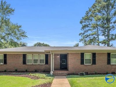 1825 Pennylane SE