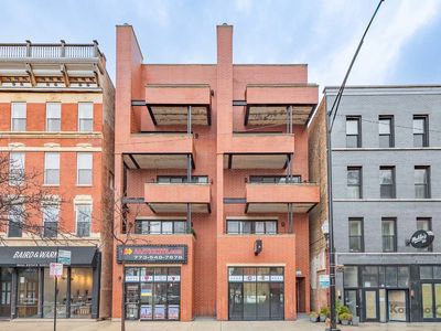 1332 W Madison St APT 2W