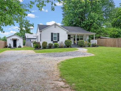 Property at 128 Avon St, Mocksville, NC