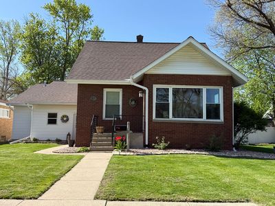 321 W South St