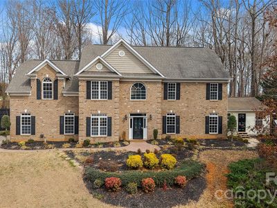 5106 Twin Cedars Dr