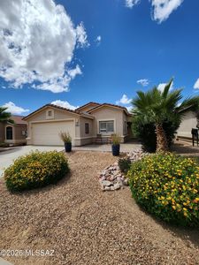2411 E Skipping Rock Way