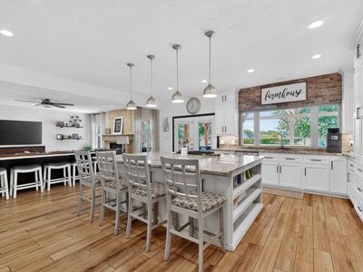 2040 Calle Pajaro Azul NW