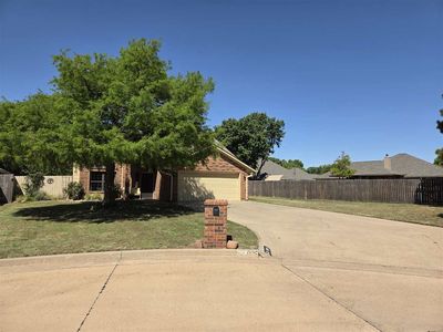 905 N Towne Cir