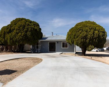 Property at 800 NW Avenue F, Seminole, TX