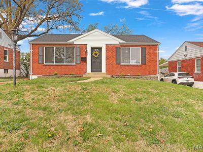 7821 Parkwood Dr
