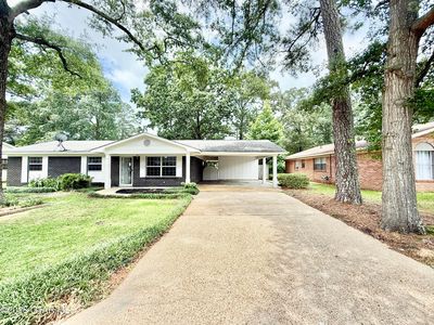 705 Emerald Dr
