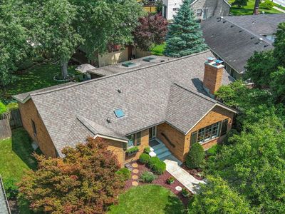 14 Kessler Boulevard West Dr