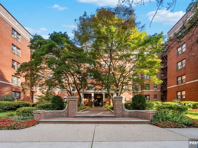 100 Prospect Ave APT 1F