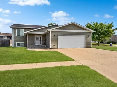433 Finch Cir
