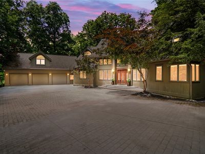 2892 River End Ct