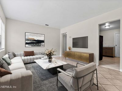 602 LUNA Court