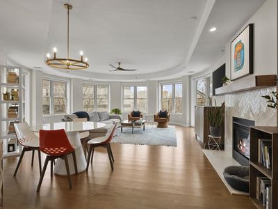 360 West Washington Avenue #202