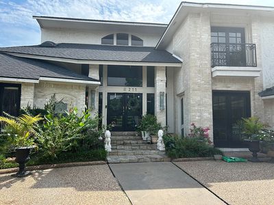 211 Kirkwood Ct