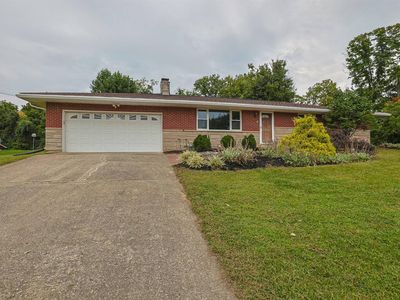 112 Hillview Dr