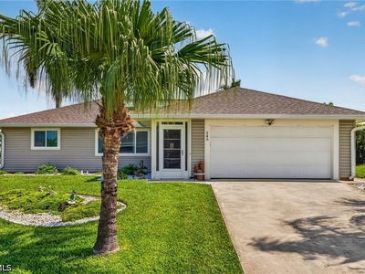 245 SW 46th St