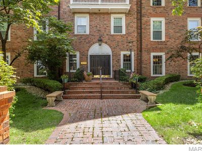 10 Jefferson Rd APT 3A