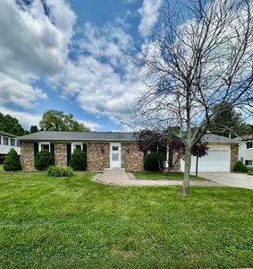 610 Fox Point Dr