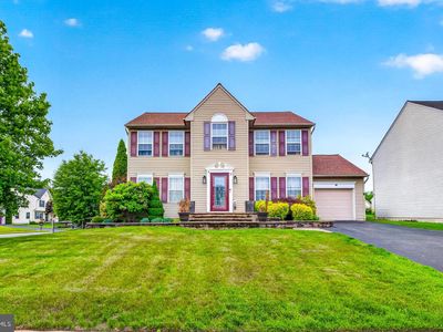 12 Westbury Dr