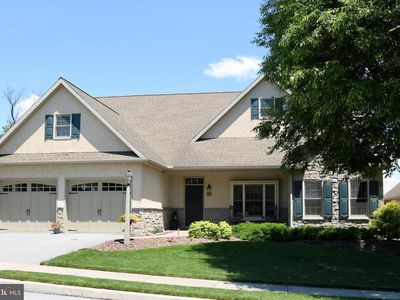 848 Cambridge Dr