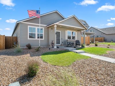 3734 SW Lava Pl